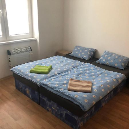 Apartmany - Skolni Chomutov Luaran gambar