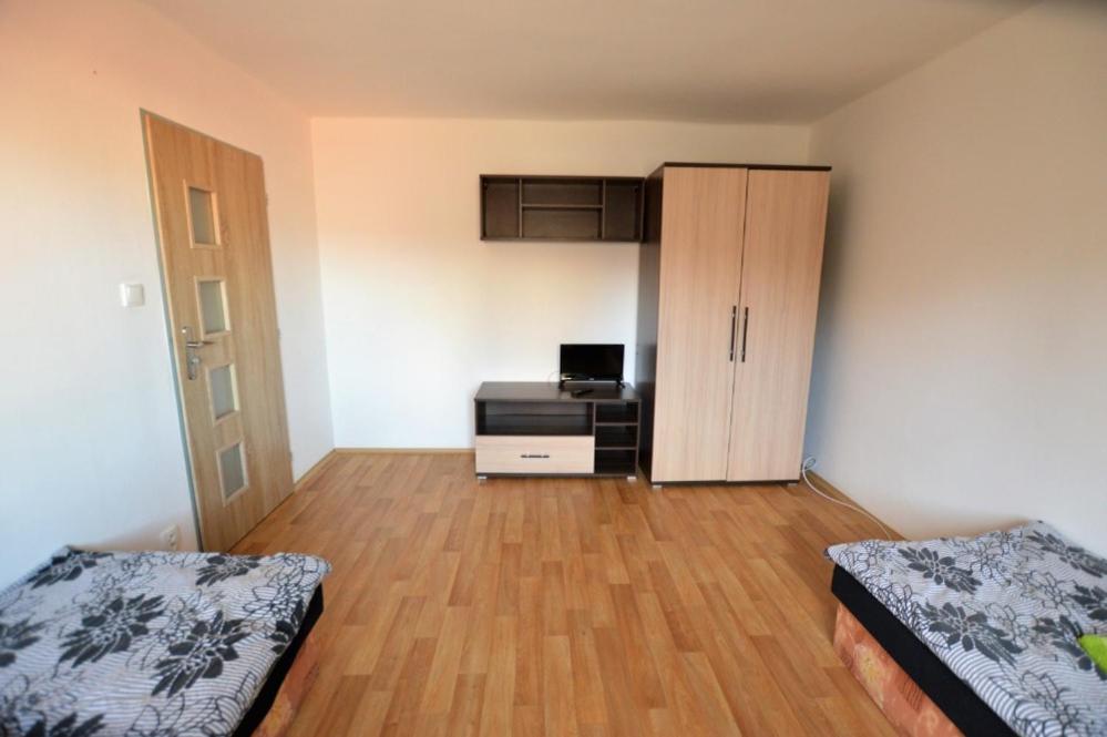 Apartmany - Skolni Chomutov Luaran gambar