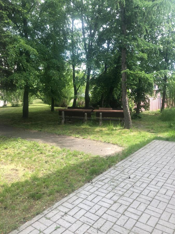 Apartmany - Skolni Chomutov Luaran gambar