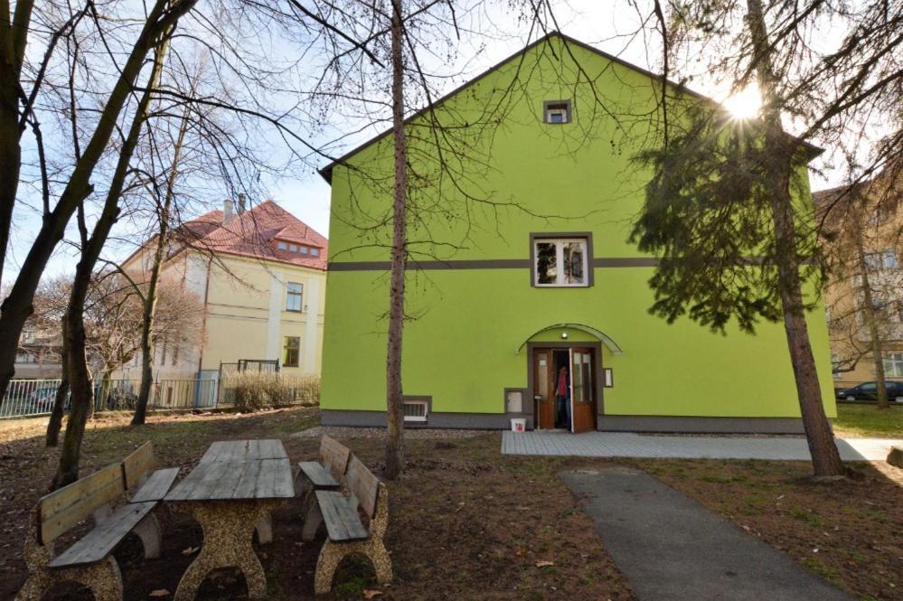 Apartmany - Skolni Chomutov Luaran gambar