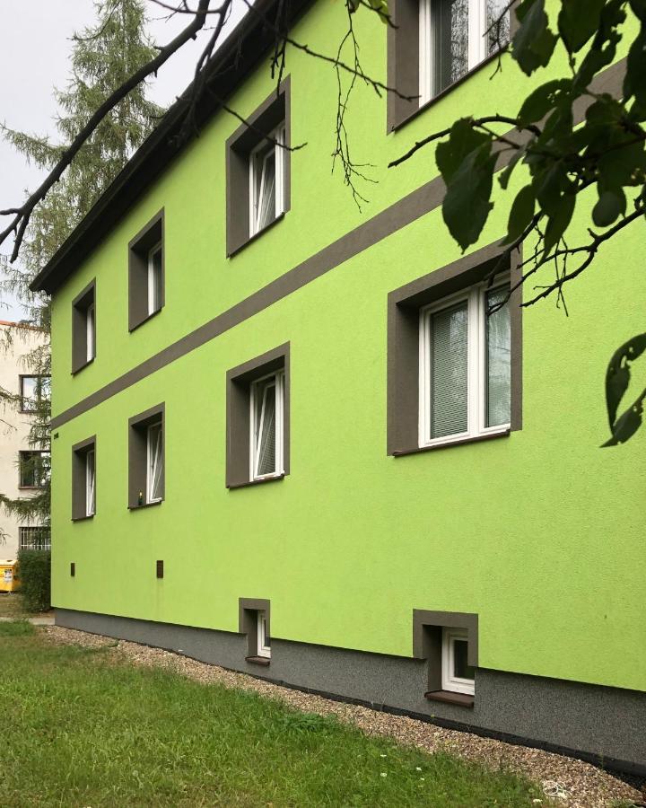 Apartmany - Skolni Chomutov Luaran gambar
